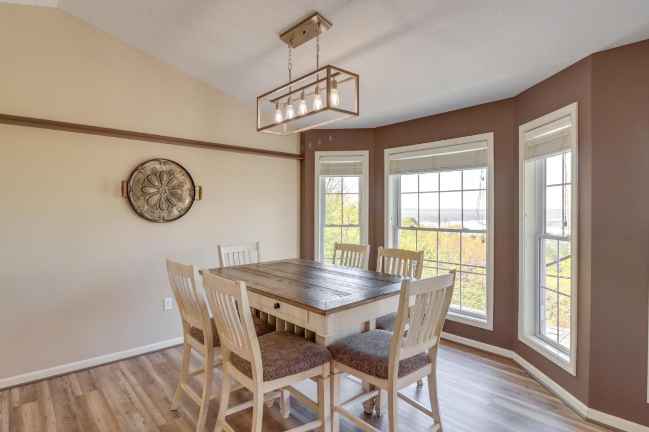 Charming Edgemont Home With Deck And Lake Views! Fairfield Bay Экстерьер фото